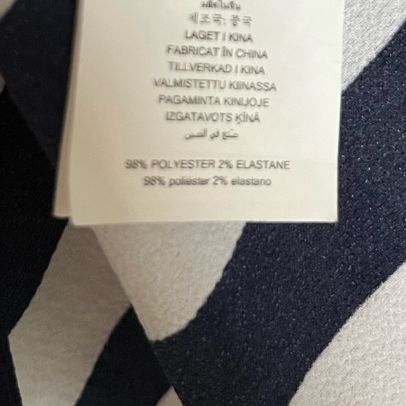Michael Kors Striped Navy and White Blouse side tie SIZE 2XL - Picture 4 of 4